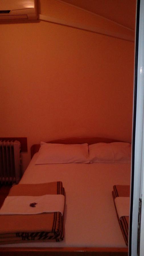 Sobe Za Izdavanje Blef Ovcar Banja Exterior foto